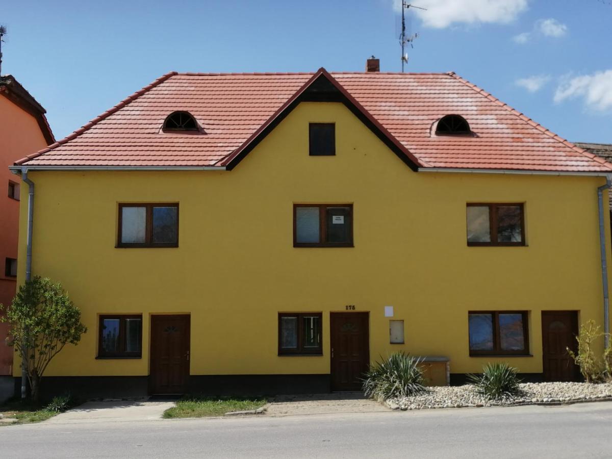 Privat Bohemia Šatov Exterior foto